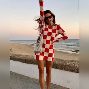 Zara ♥️ Red Checkered Dress Blogger's Favorite